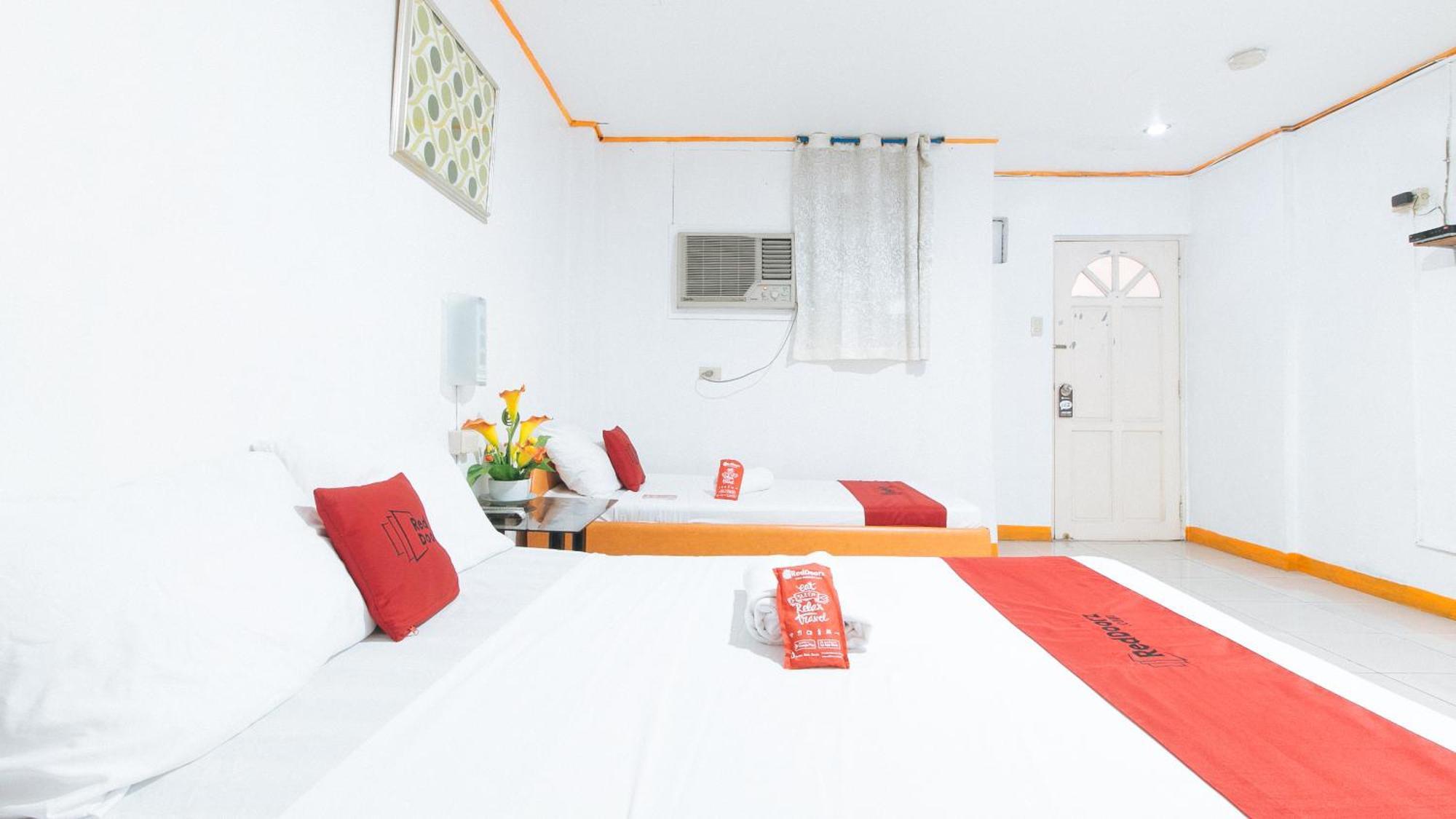 Hotel Reddoorz Near East Avenue Medical Center Quezon City Esterno foto