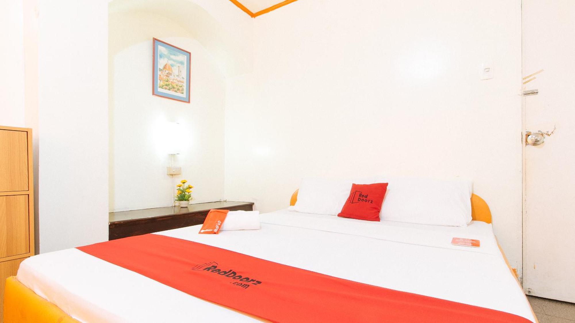 Hotel Reddoorz Near East Avenue Medical Center Quezon City Esterno foto