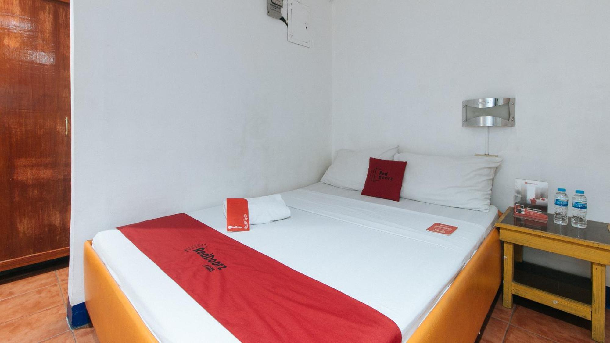 Hotel Reddoorz Near East Avenue Medical Center Quezon City Esterno foto