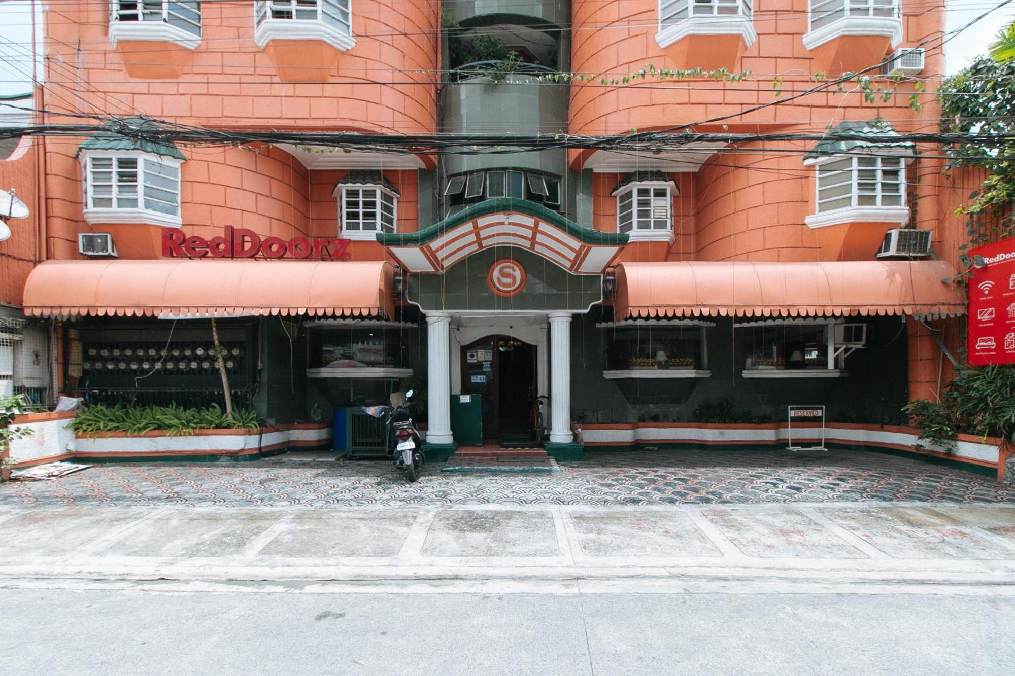 Hotel Reddoorz Near East Avenue Medical Center Quezon City Esterno foto
